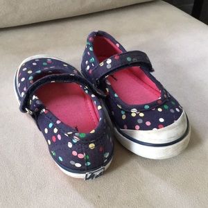 Polka dot Hanna Andersson Mary Janes size 6